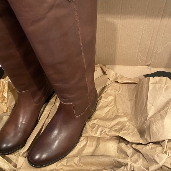 Frye woman's. boots - Picture 1 of 3